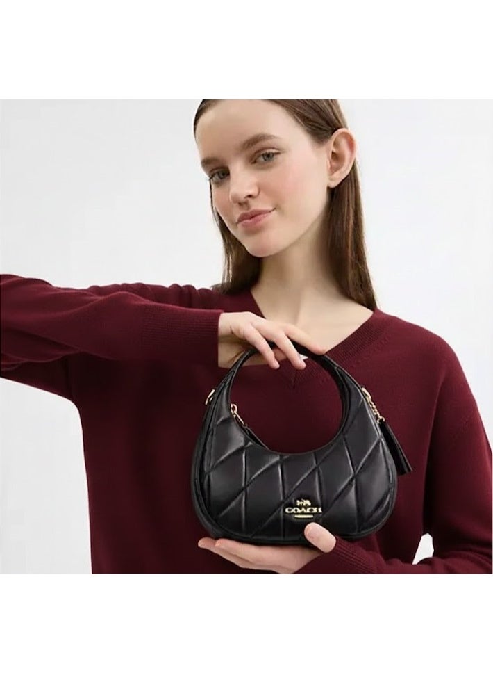 coachoutlet The original Coach Nolita 19 bag – classic elegance with the famous monogram pattern. - Image 4