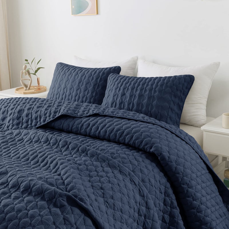 WDCOZY Navy Blue Quit Twin Size Bedding Sets with Pillow Sham Lightweight Soft Bedspread Coverlet Quilted Blanket Thin Comforter Bed Cover All Season Spring Summer 2 Pieces 68x90 inches