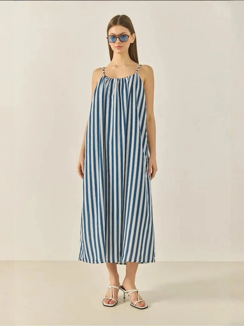 بيانكو لوتشي فستان ماكسي مخطط بدون حمالات من لوتشي