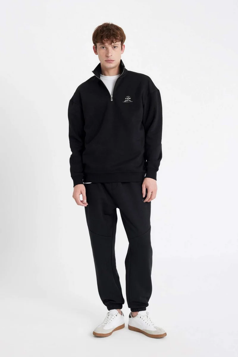 DeFacto Comfort Fit Printed Long Sleeve Sweatshirt