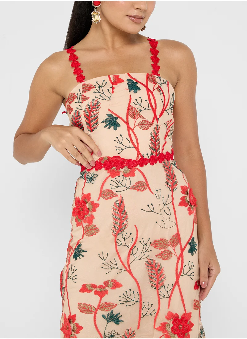 ايلا ليمتد اديشن Floral Embridered Dress