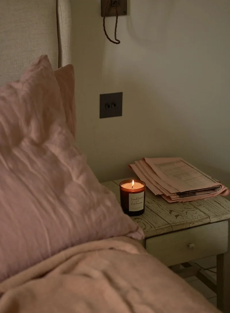 بلام_أشبي Sandalwood & Labdanum Candle