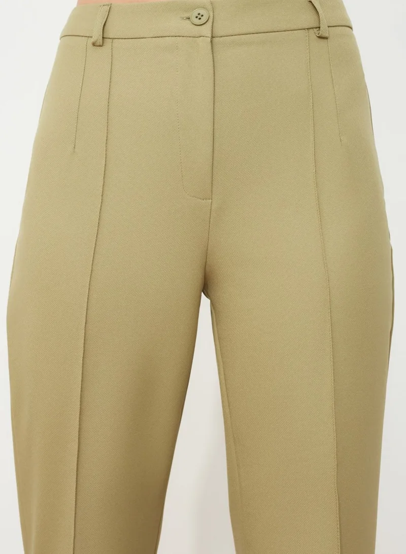 ترينديول بنطال ذو خصر عالي