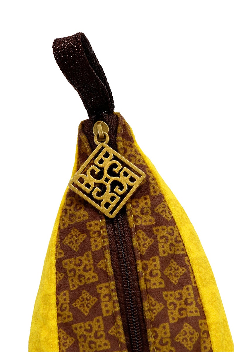 Bananagrams | Signature Edition - Amazon Exclusive | Word Game | Ages 7+ | 1-8 Players | 30 Minutes Playing Time - Image 3