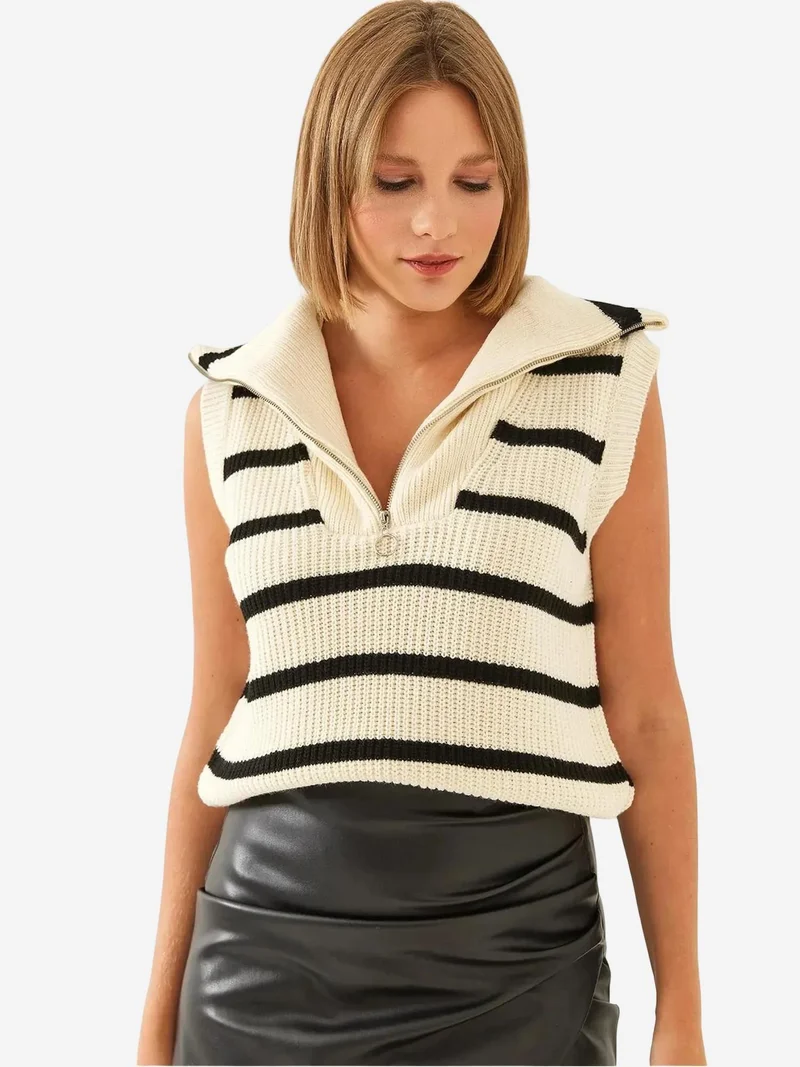 بيانكو لوتشي سترة صوفية مخططة بياقة بسحاب من لوكسي