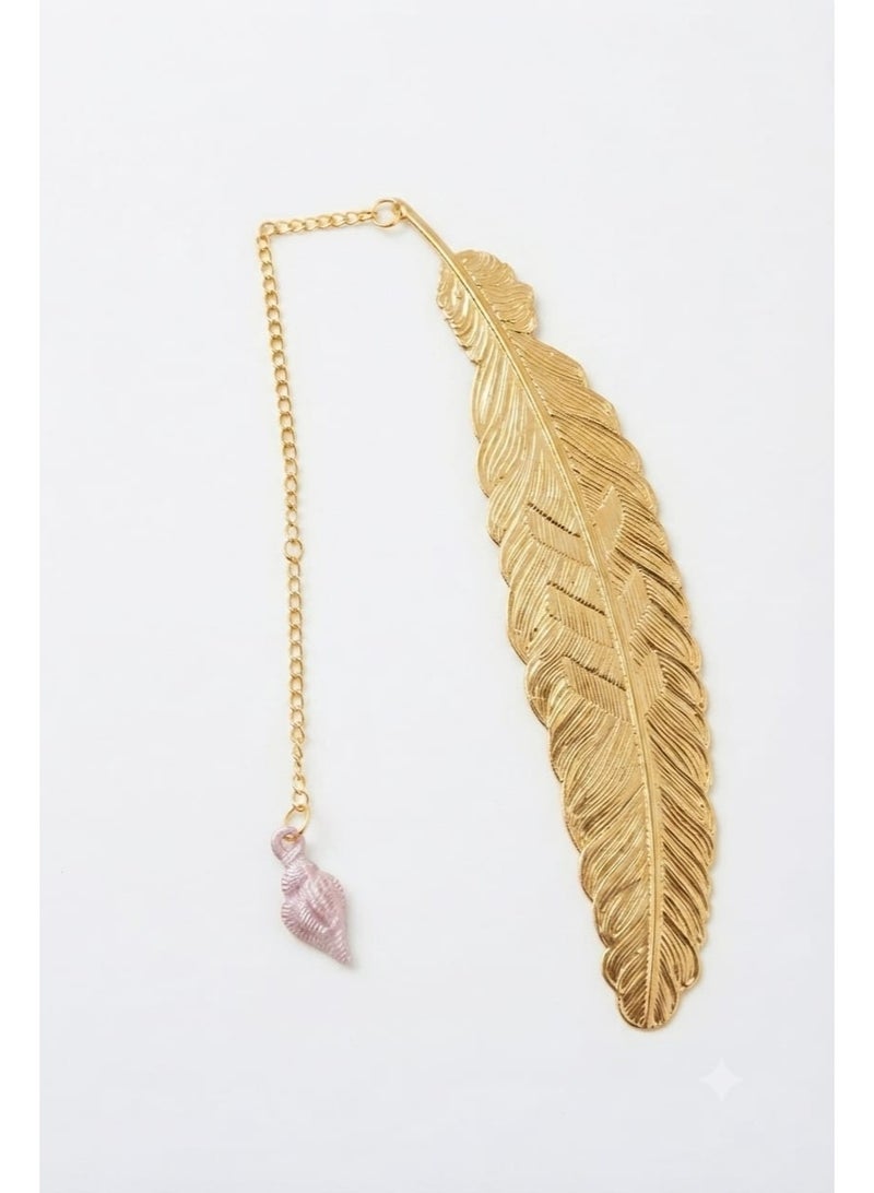 Stylish reading accessory with a nature-inspired design - Image 1