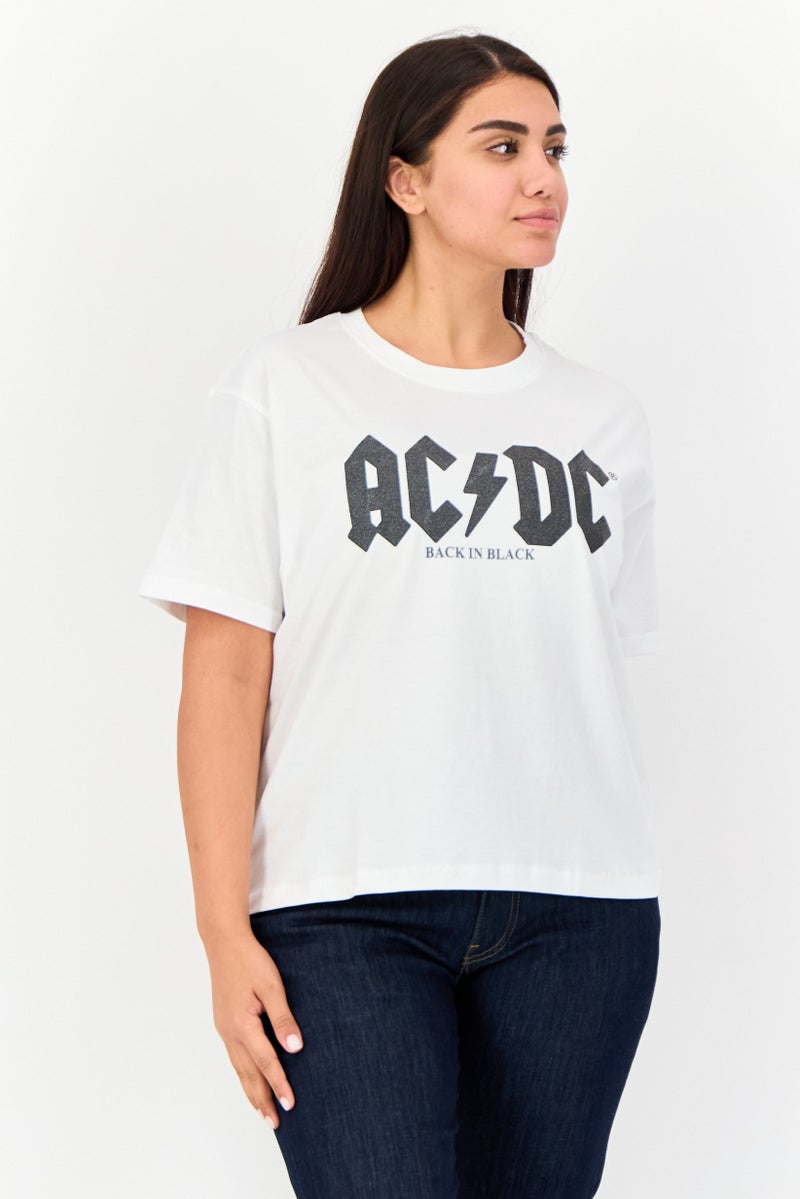 AC/DC تي شيرت نسائي بأكمام قصيرة وياقة دائرية، مطبوع برسومات، أبيض - Image 1