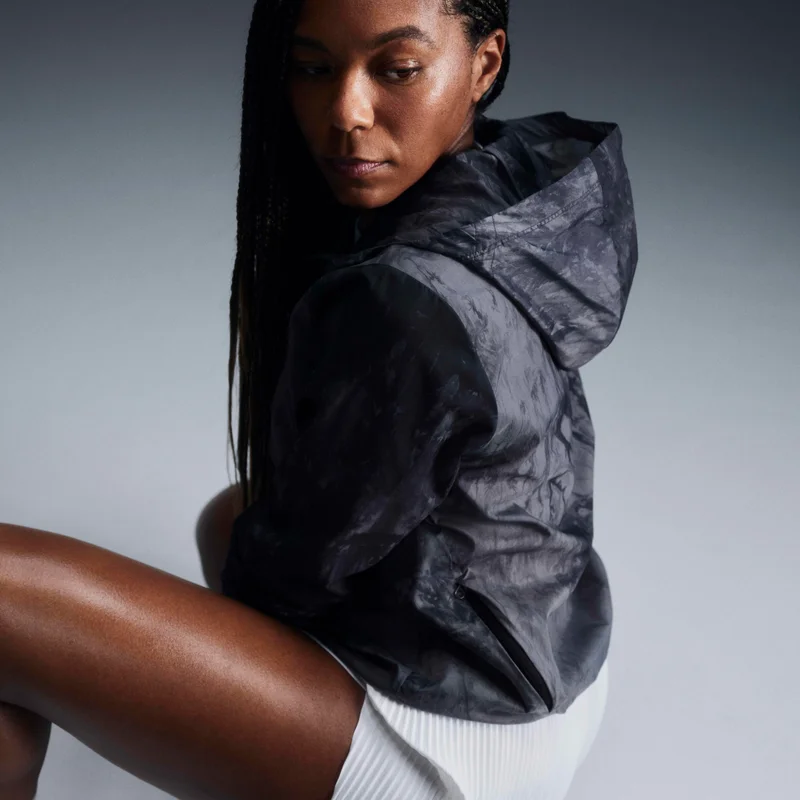 Nike Grey Women's Trail Repel Running Jacket for Women | Best Price UAE
