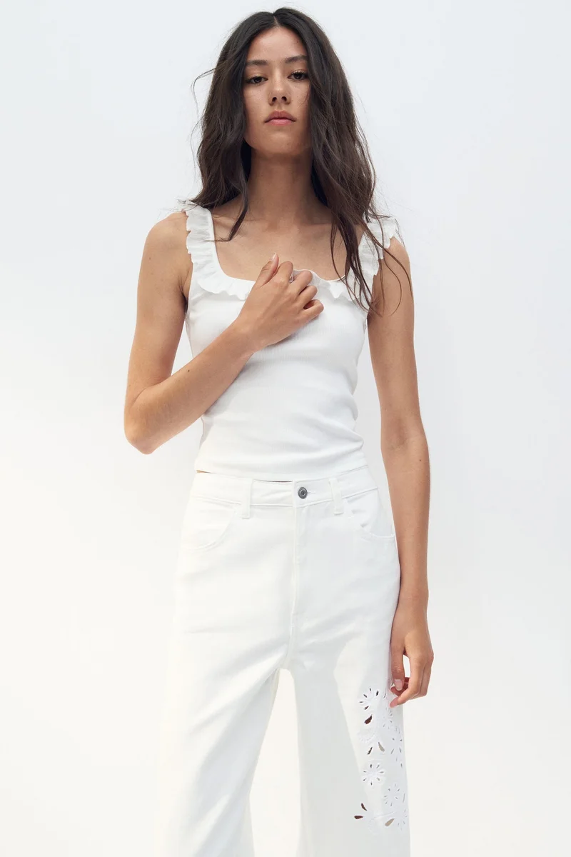 اتش اند ام بنطلون بتصميم مثقب