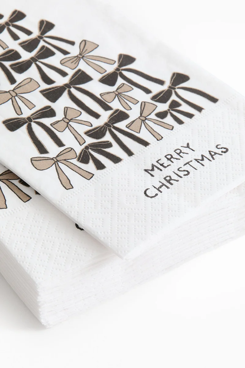 H&M 15-pack paper napkins