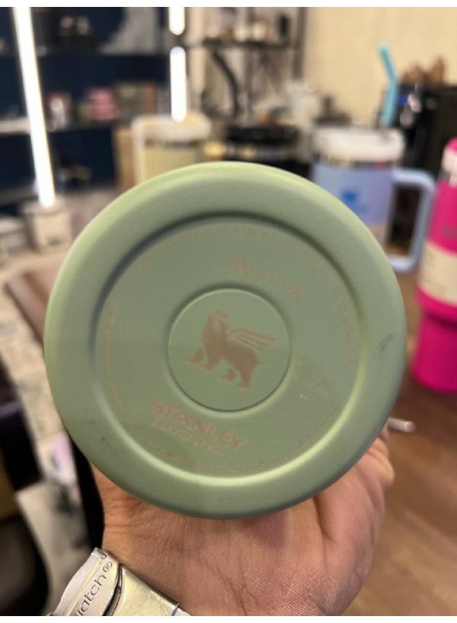 Stanley Original Stanley Thermal Mug 1.8L (1800ml) - Sealed & Cataloged, Keeps Hot & Cold - Image 3