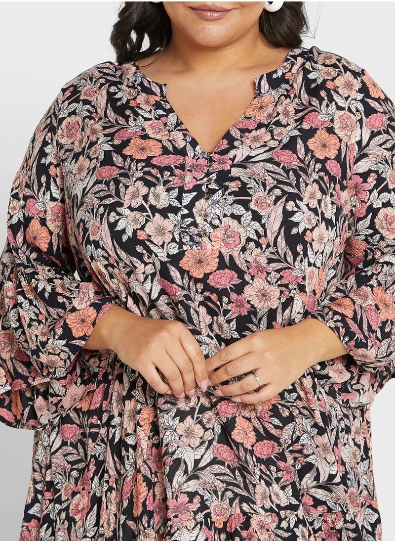 Avenue Floral Printed Ruffle Sleeve Tunic