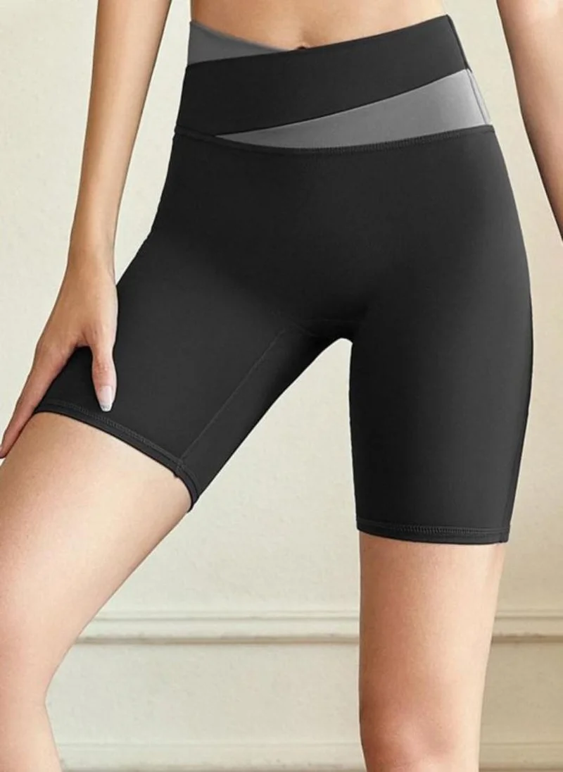 يونيكي Black solid high-rise yoga sports shorts