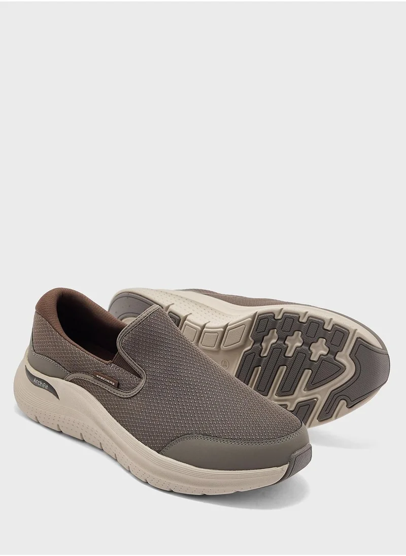 SKECHERS ARCH FIT 2.0