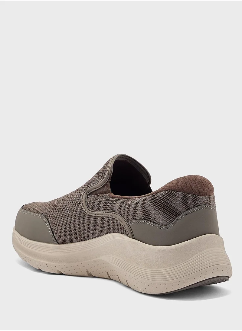 SKECHERS ARCH FIT 2.0