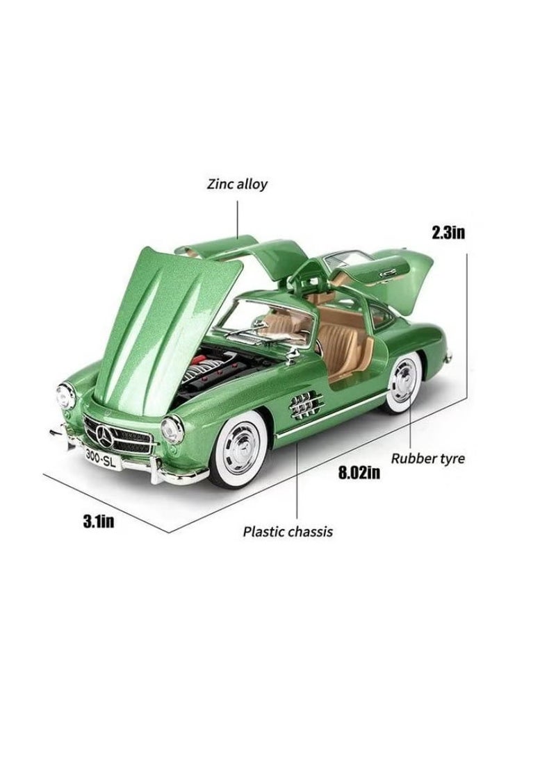 Mercedes-Benz 300 SL - 1:24 Scale Diecast Car - Opening Doors, Lights & Sound, Pull Back (Green) - Image 3