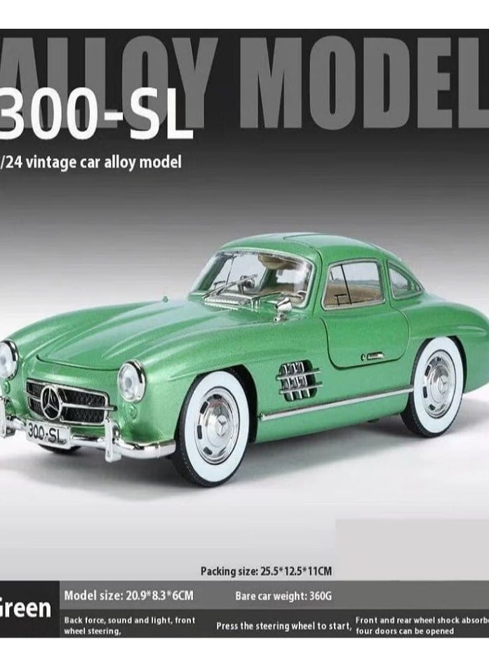 Mercedes-Benz 300 SL - 1:24 Scale Diecast Car - Opening Doors, Lights & Sound, Pull Back (Green) - Image 5