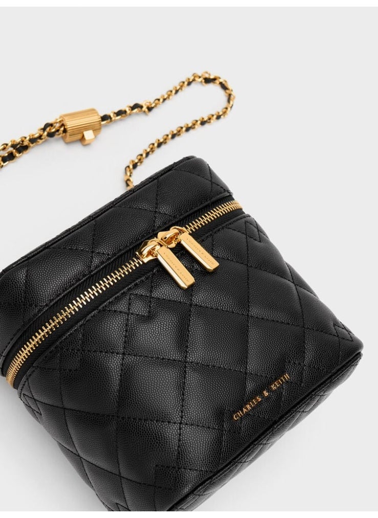 Nezu Quilted Boxy Bag - Black