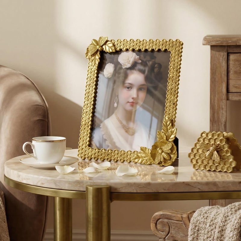 Cuspin إطار صور ذهبي مقاس 8×10 من ، إطار صور مزخرف من الراتنج بنقوش، مع واجهة زجاجية، تصميم عتيق لتزيين المنزل أو كهدية. - Image 3