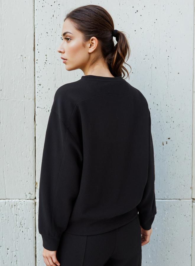 كابا سويت شيرت نسائي كابا بقصة عادية وياقة مضلعة - Image 3