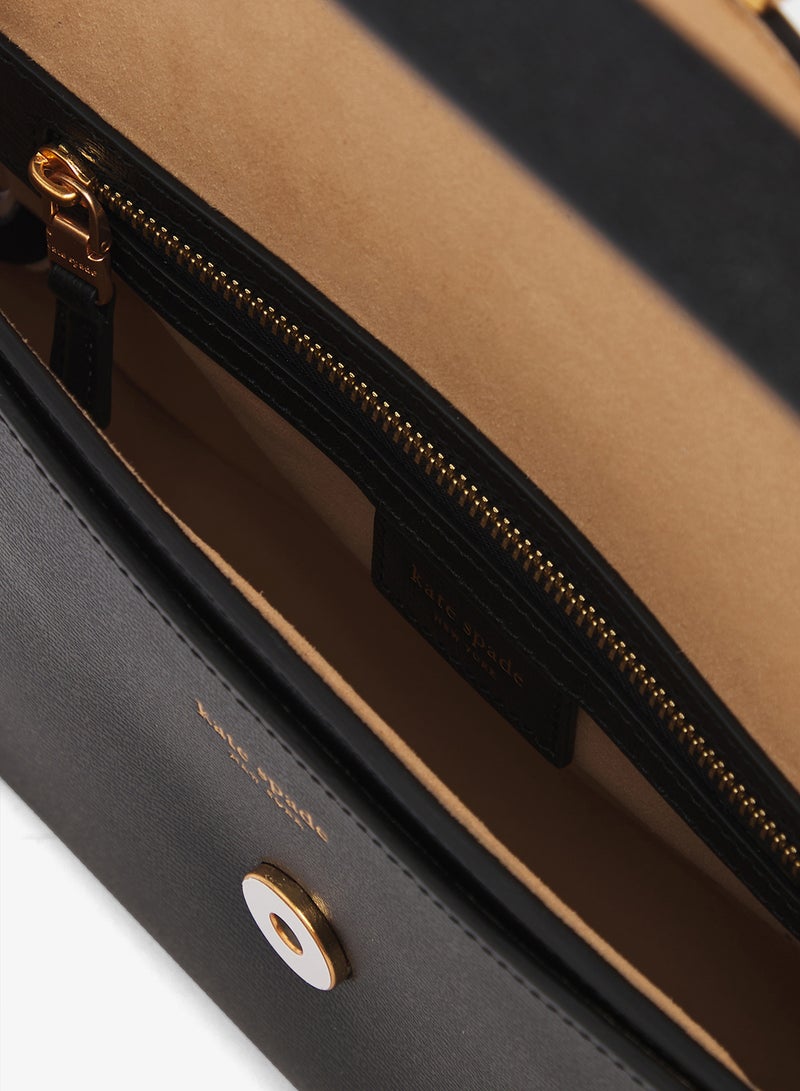 كيت سبيد حقيبة كتف بغطاء بتفاصيل شعار - Image 5