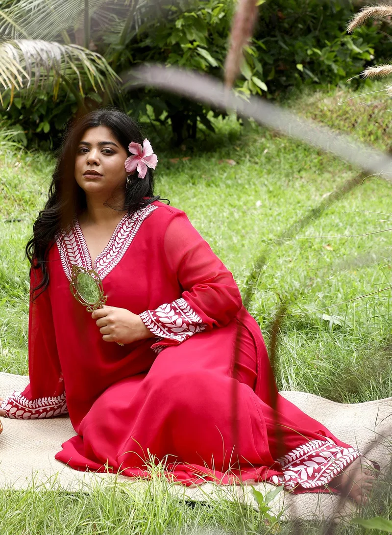 Instafab Plus Instafab Plus Women's Scarlet Red Indie Leaf-Lined Imprint Kurta Set For Ethnic Wear | V-Neck, Long Flared Sleeves | Floral Placement Print Plain Fabric | 2 Piece Kurta Set For Casual & Evening Wear