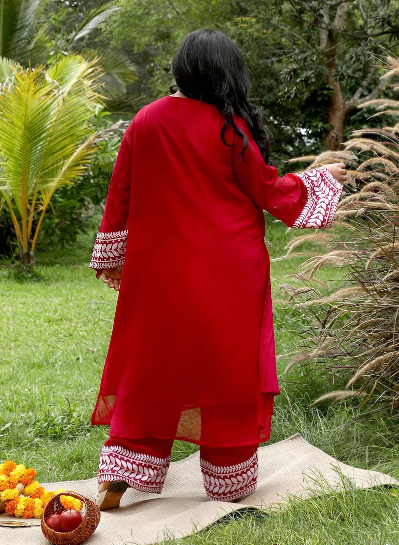 Instafab Plus Instafab Plus Women's Scarlet Red Indie Leaf-Lined Imprint Kurta Set For Ethnic Wear | V-Neck, Long Flared Sleeves | Floral Placement Print Plain Fabric | 2 Piece Kurta Set For Casual & Evening Wear