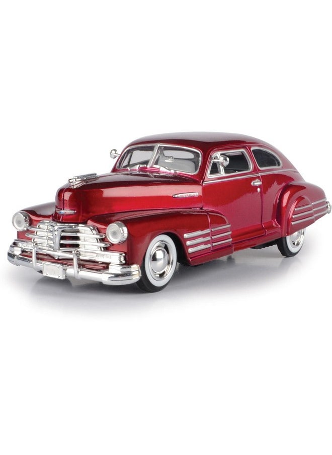 Motor Max 1948 Chevy Aerosedan Fleetline, Red - Motormax Premium American 73266 - 1/24 Scale Diecast Model Car, unisex-children  - Image 1