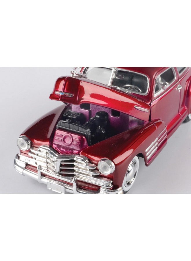 Motor Max 1948 Chevy Aerosedan Fleetline, Red - Motormax Premium American 73266 - 1/24 Scale Diecast Model Car, unisex-children  - Image 5