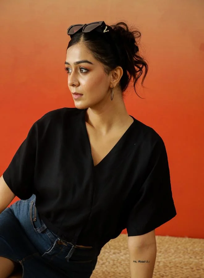 sanskrutihomes Sanskrutihomes Solid Extended Sleeves V-Neck Cotton Top