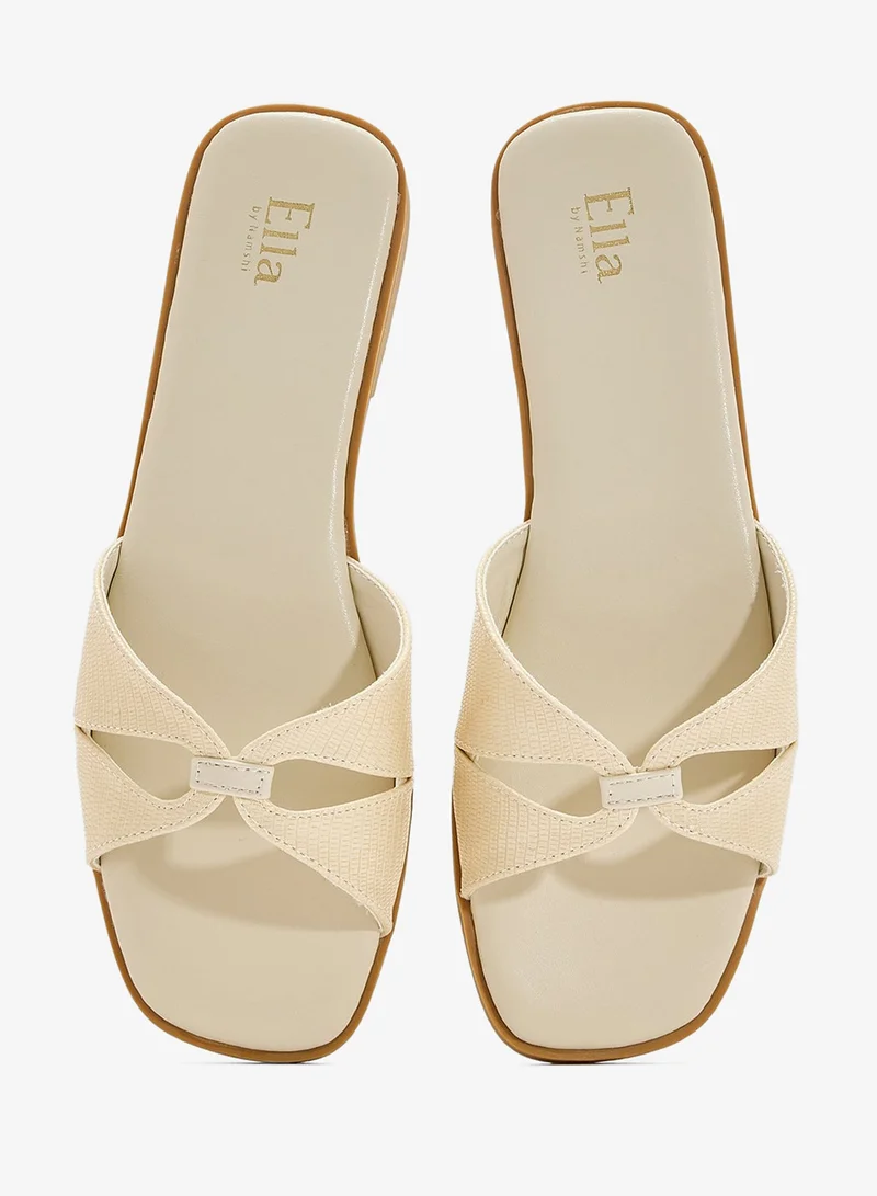 ايلا صندل مسطح كاجوال
