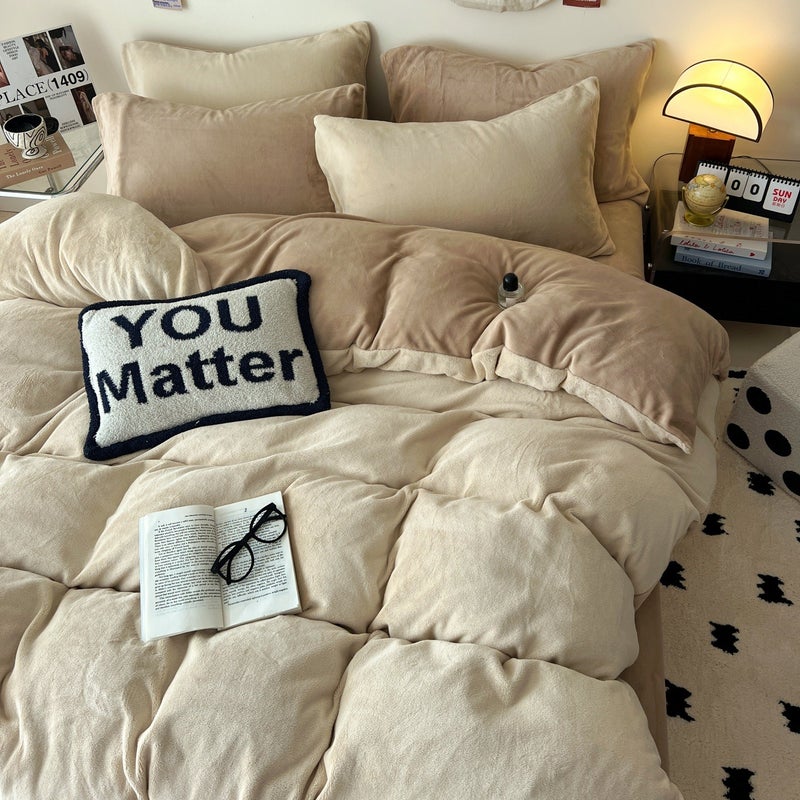 طقم ملا bedding فاخر من مخمل الحليب - ملاءة وملاءة مطابقة وغطاء لحاف | ناعم ودافئ ومضاد للحساسية