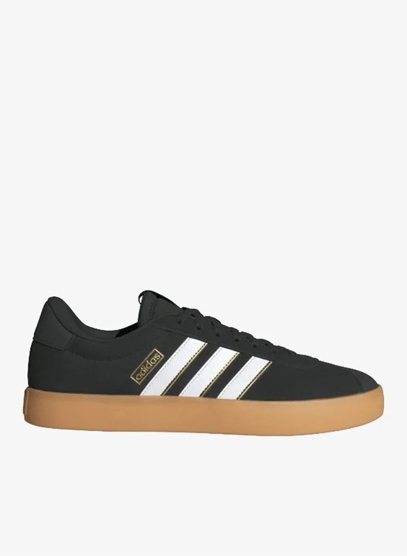 adidas أحذية رياضية سوداء في إل كورت .