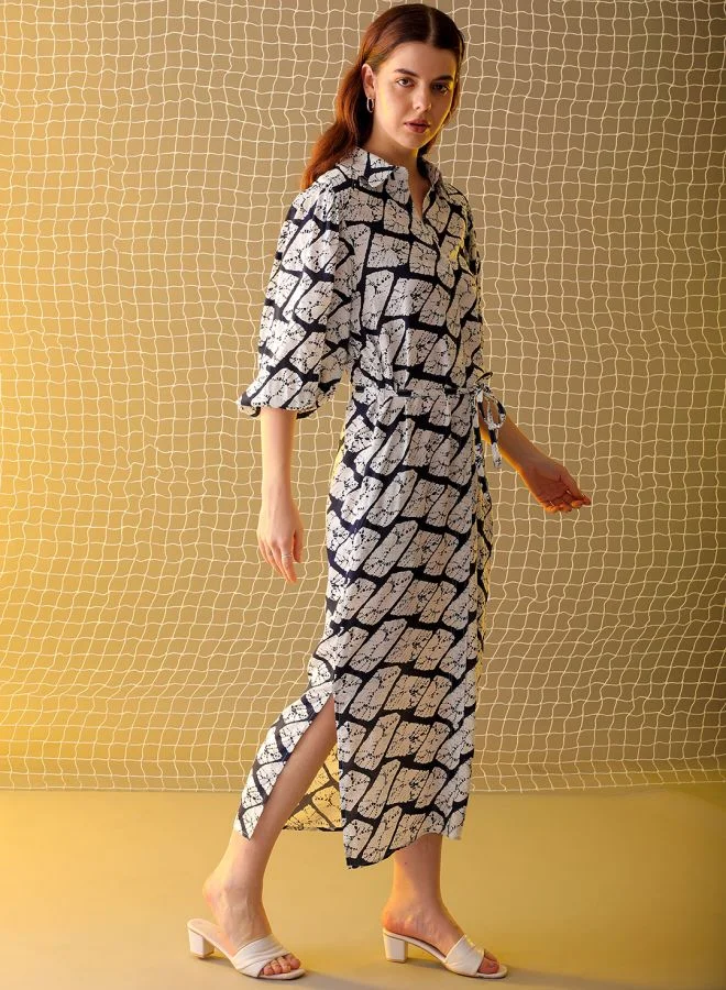 مرفوعة Women Regular Fit Casual Geometric Print Dress