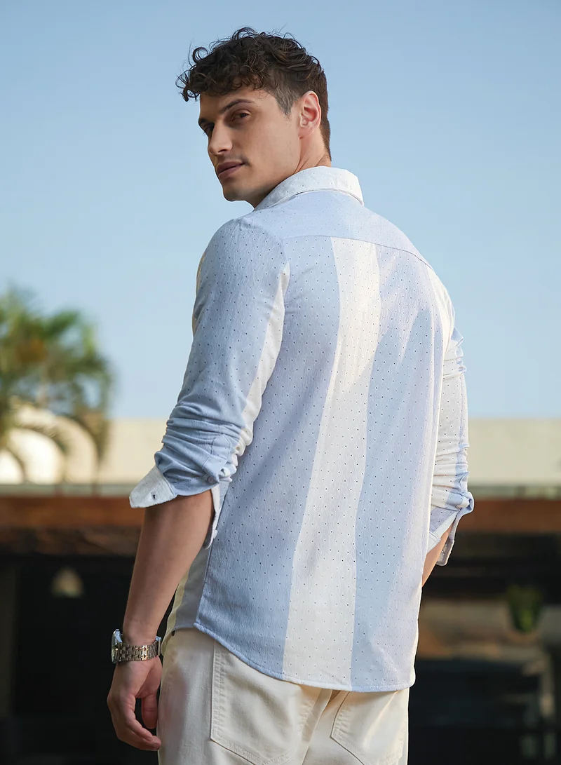 Campus Sutra Campus Sutra Men's Powder Blue & Daisy White Panel-Tactile Shirt For Casual Wear | Spread Collar | Long Cuffed Sleeves | Button Closure | Shirt Crafted With Comfort Fit For Everyday Wear