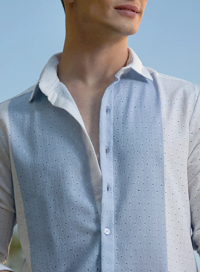 Campus Sutra Campus Sutra Men's Powder Blue & Daisy White Panel-Tactile Shirt For Casual Wear | Spread Collar | Long Cuffed Sleeves | Button Closure | Shirt Crafted With Comfort Fit For Everyday Wear