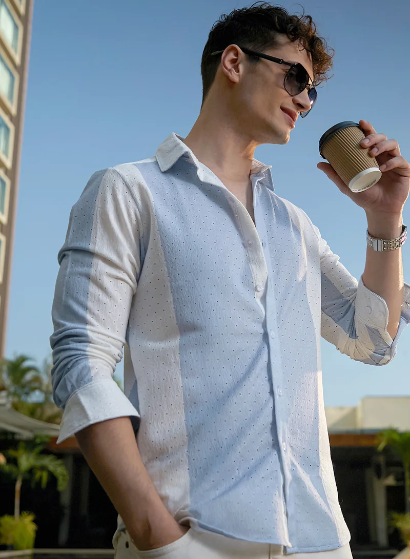 Campus Sutra Campus Sutra Men's Powder Blue & Daisy White Panel-Tactile Shirt For Casual Wear | Spread Collar | Long Cuffed Sleeves | Button Closure | Shirt Crafted With Comfort Fit For Everyday Wear