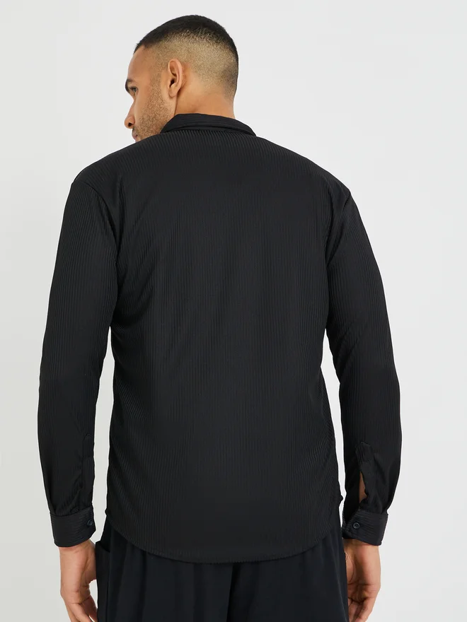Styli Styli Solid Relaxed Fit Buttoned Shirt