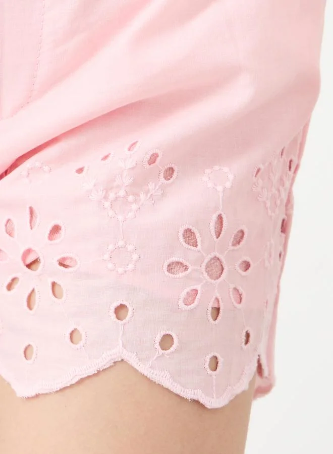 Styli Styli Schiffli Hem Elastic Waistband Shorts