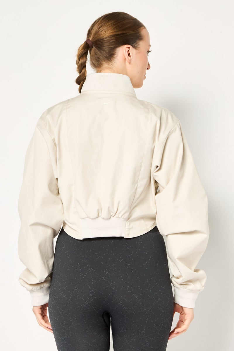 Nike Women Sportswear Fit Long Sleeve Outdoor Crop Jacket, Cream - Image 2