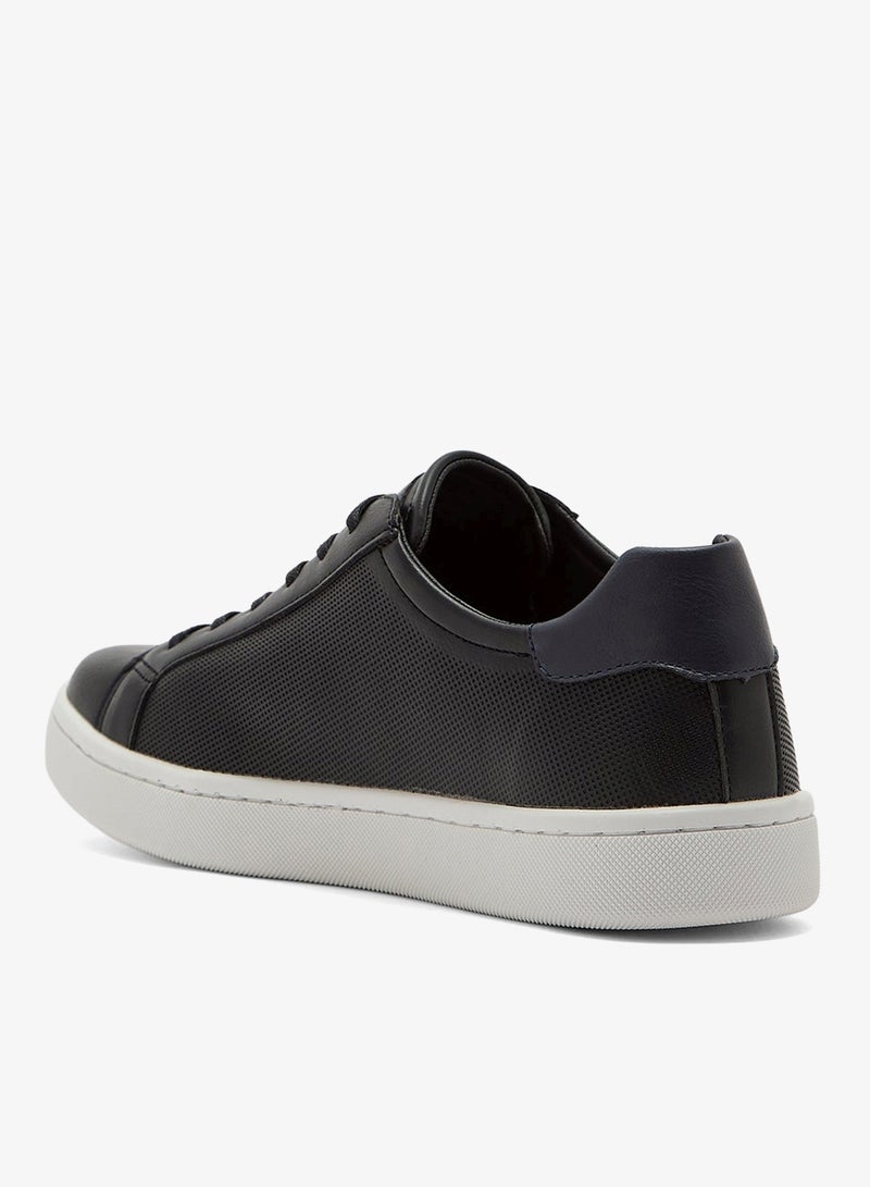 Seventy Five Essential Casual Sneakers - Image 2