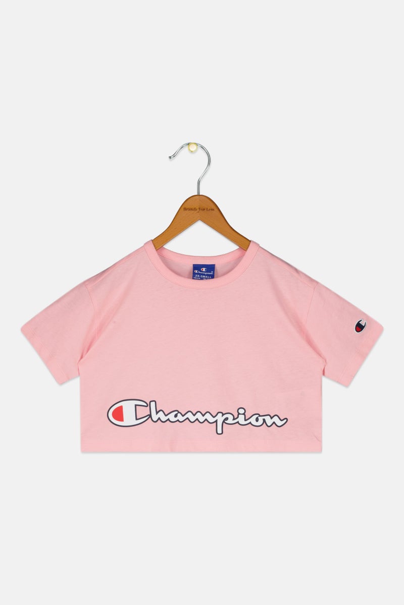 Champion تي شيرت خارجي قصير الأكمام بحجم كبير للفتيات الصغيرات، وردي فاتح - Image 1