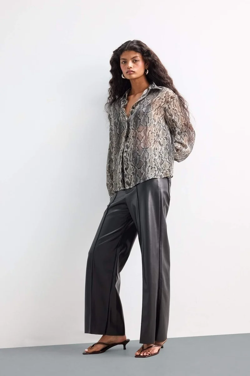 ديفاكتو Wide Leg Zippered Long Leather Trousers