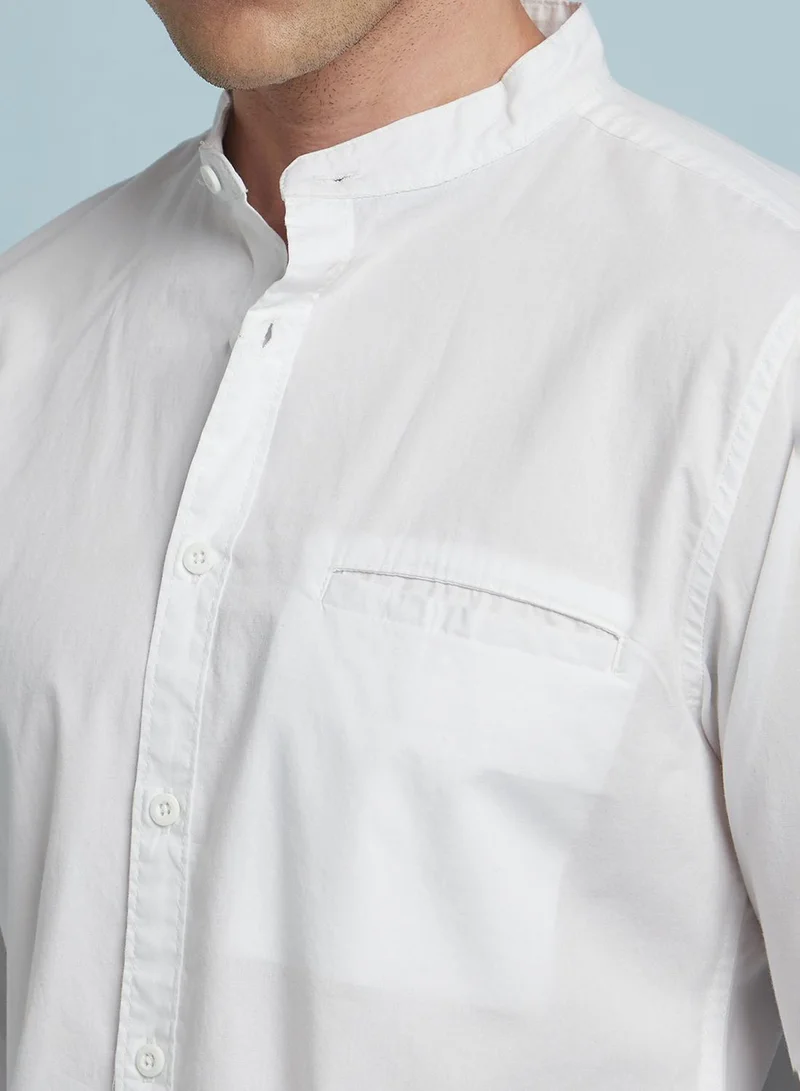 Dennis Lingo Men's White 100% Cotton Solid Button Down Regular Fit Shirt