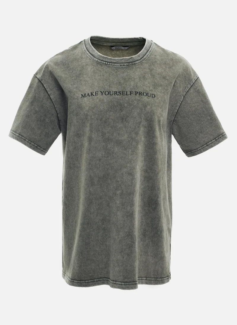 Lichi Loose T-shirt with scuffs and lettering