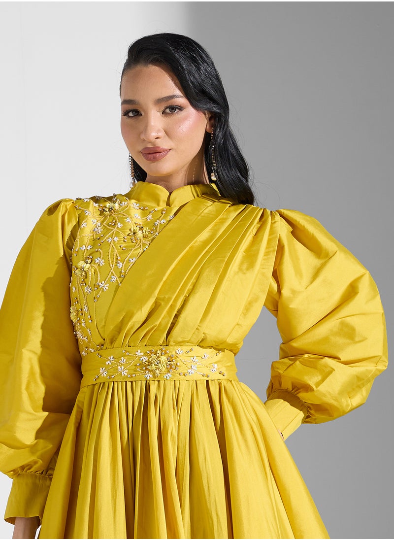 Namshi x - فستان مزين مع دريب - Image 1