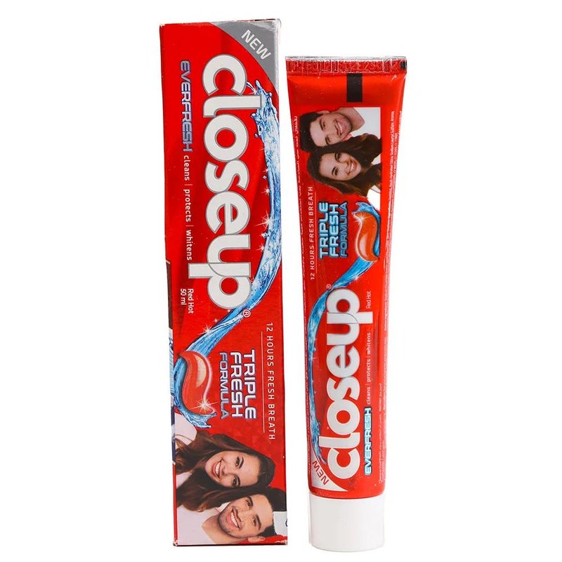 Closeup Antibacterial Triple Fresh Formula Toothpaste Red Hot- 50ml - Image 1