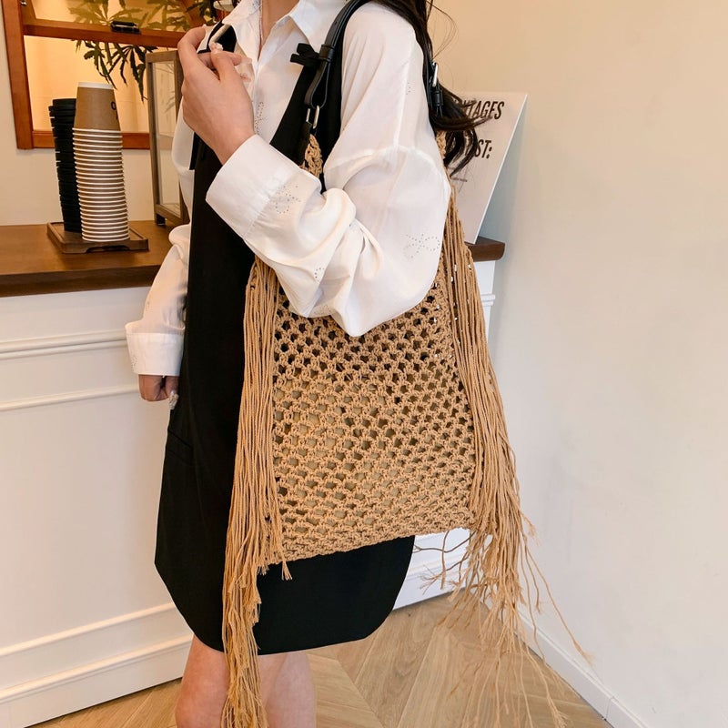 Retro Tassel Bag Women'S Hollow Hand-Woven Bag Beach Bag New Commuter Women'S Shoulder Versatile Tote Bag - Image 5