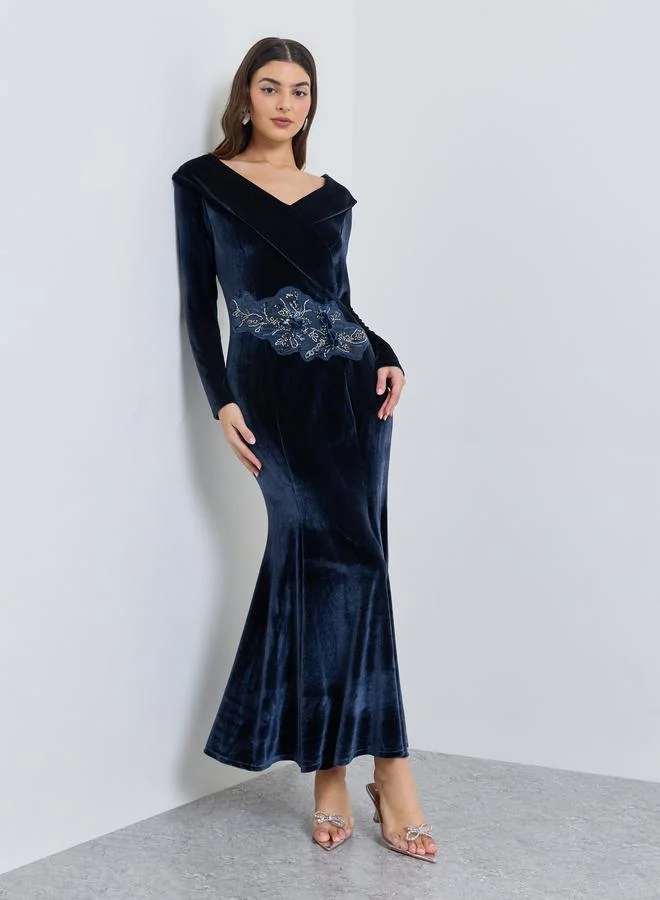 ستايلي Navy Blue Embellished Velvet-Look Mermaid Hem Maxi Dress