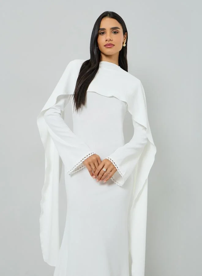 تايك تو فستان طويل بطبقة كيب